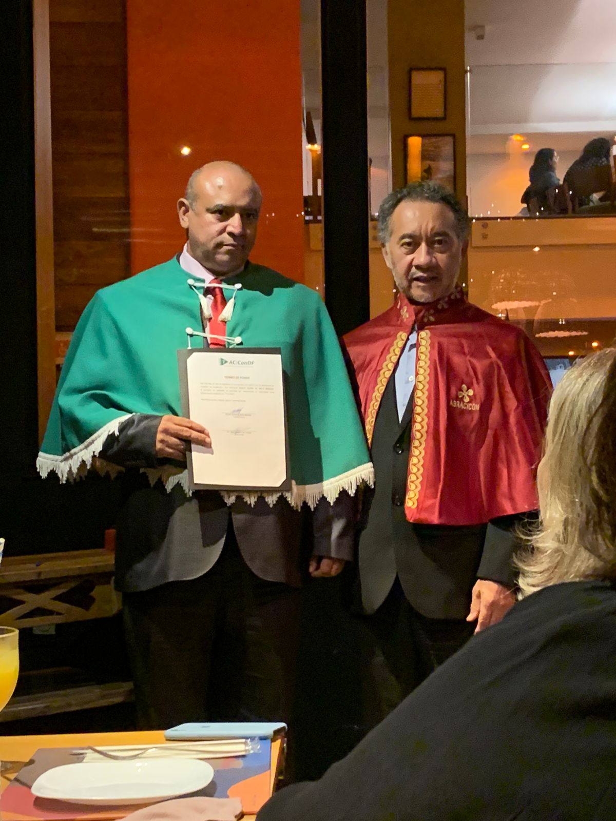 FOTO4 - POSSE NOVA DIRETORIA E CONSELHO FISCAL DA ACICONDF (MANDATO 2022 - 2025)